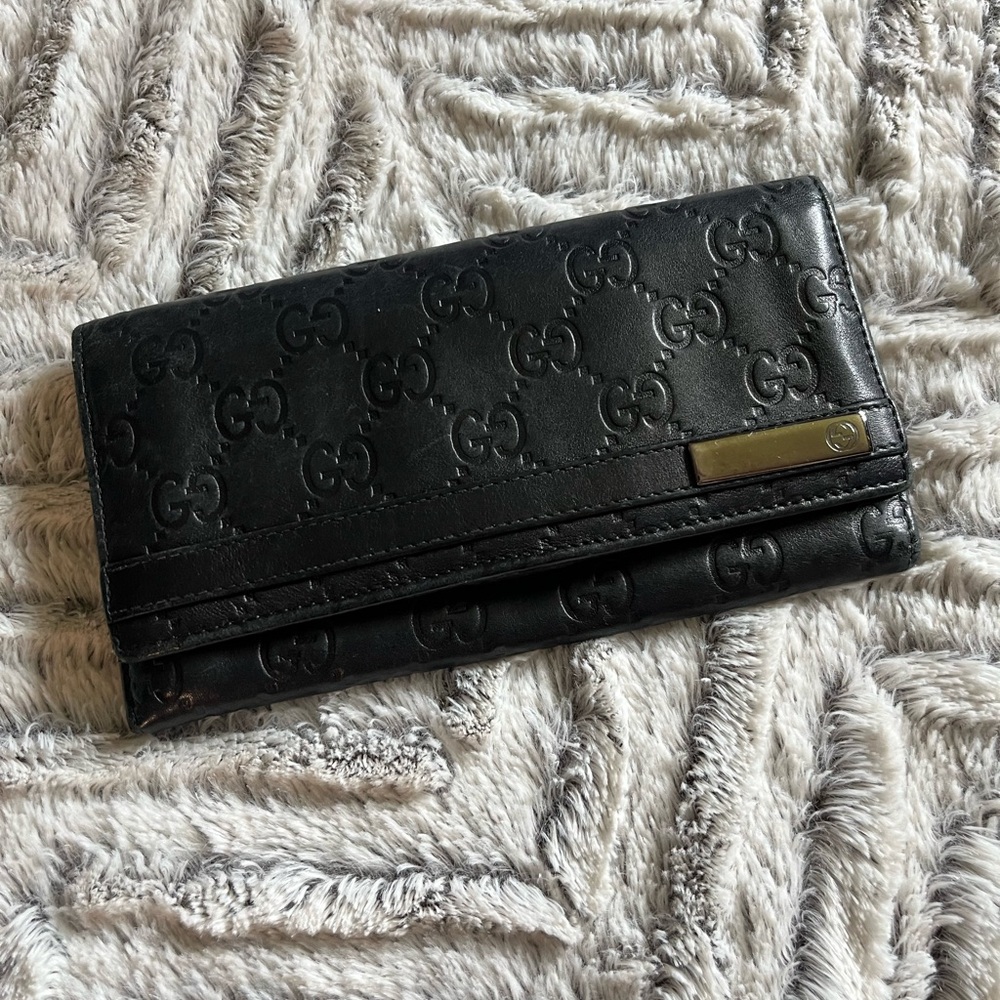 Gucci Gray Leather Wallet